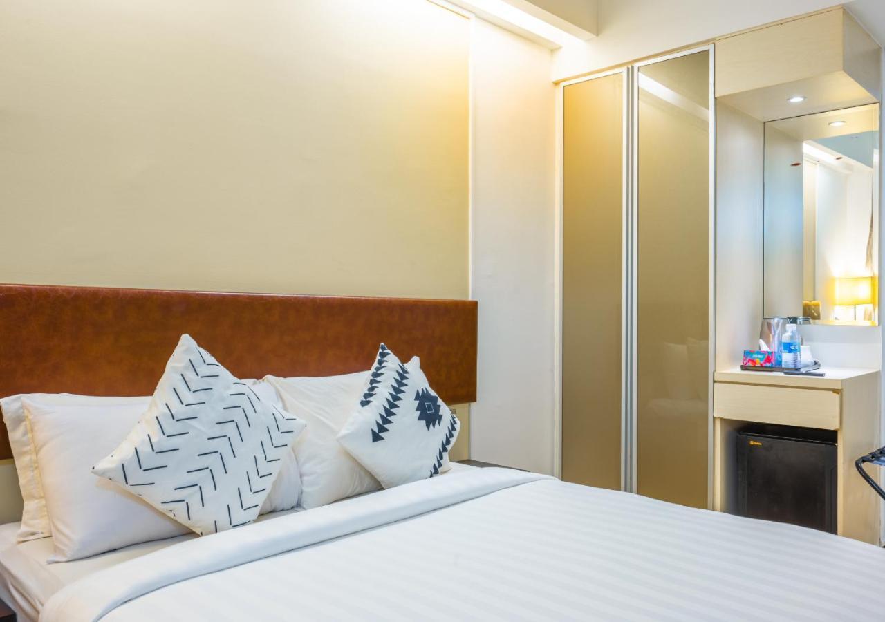 Greystone Centrestage Pj Hotel Petaling Jaya Exterior photo