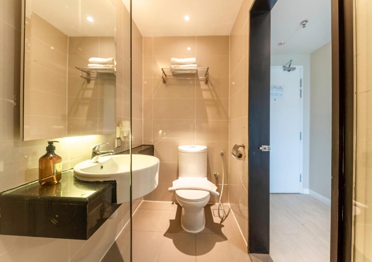 Greystone Centrestage Pj Hotel Petaling Jaya Exterior photo